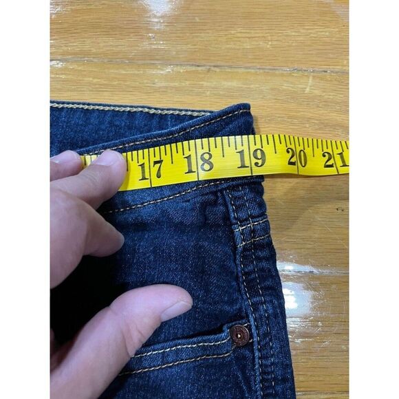 Levi Strauss Women's Jeans Size 38 Blue Totally Shaping Boot Cut High Rise - Picture 8 of 8